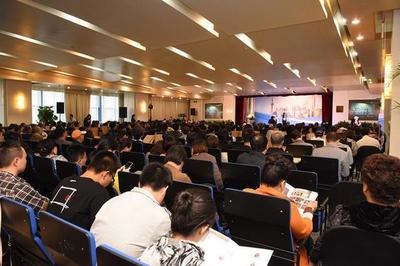 滬語新聲，情系浦江——《鳳凰老江連線》“上海話 上海情”文化藝術交流活動策劃